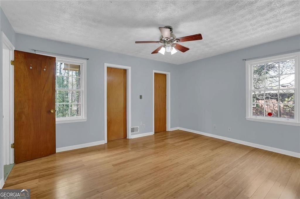 4341 Five Forks Trickum Road Road Lilburn - Photo 9