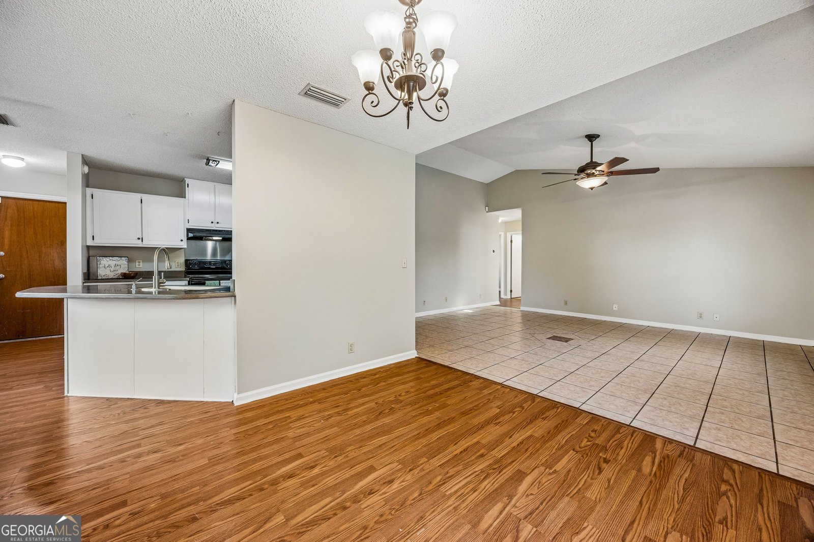 132 Woodvalley Drive Kingsland - Photo 16