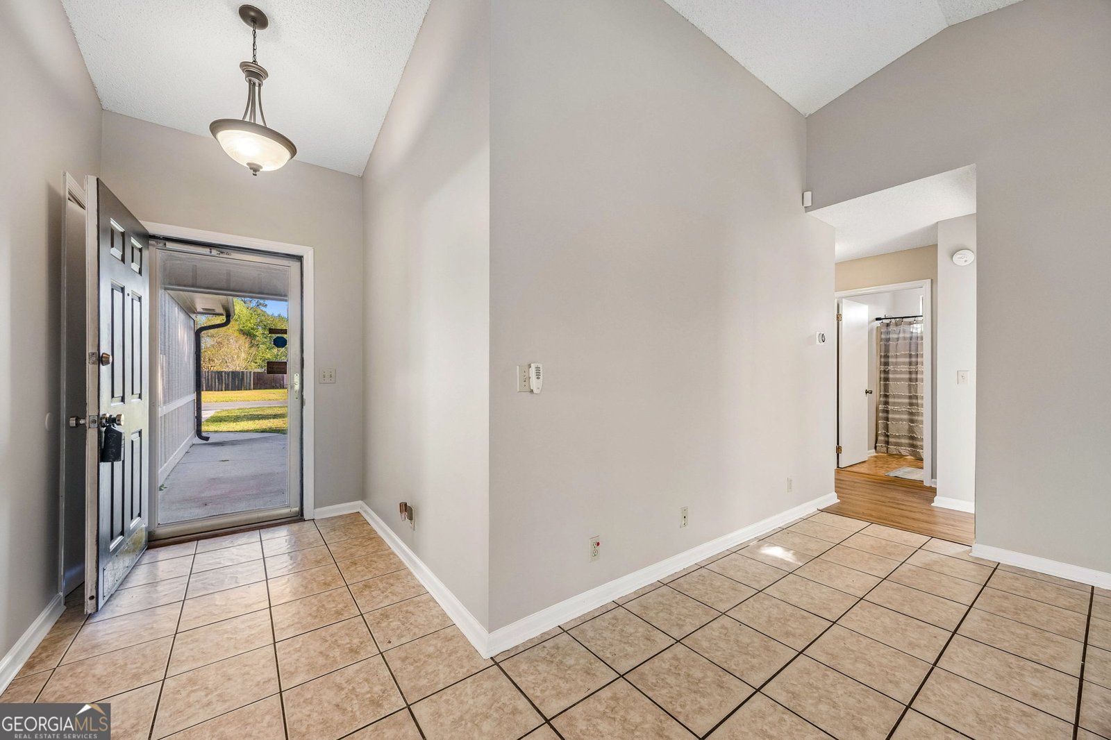 132 Woodvalley Drive Kingsland - Photo 8