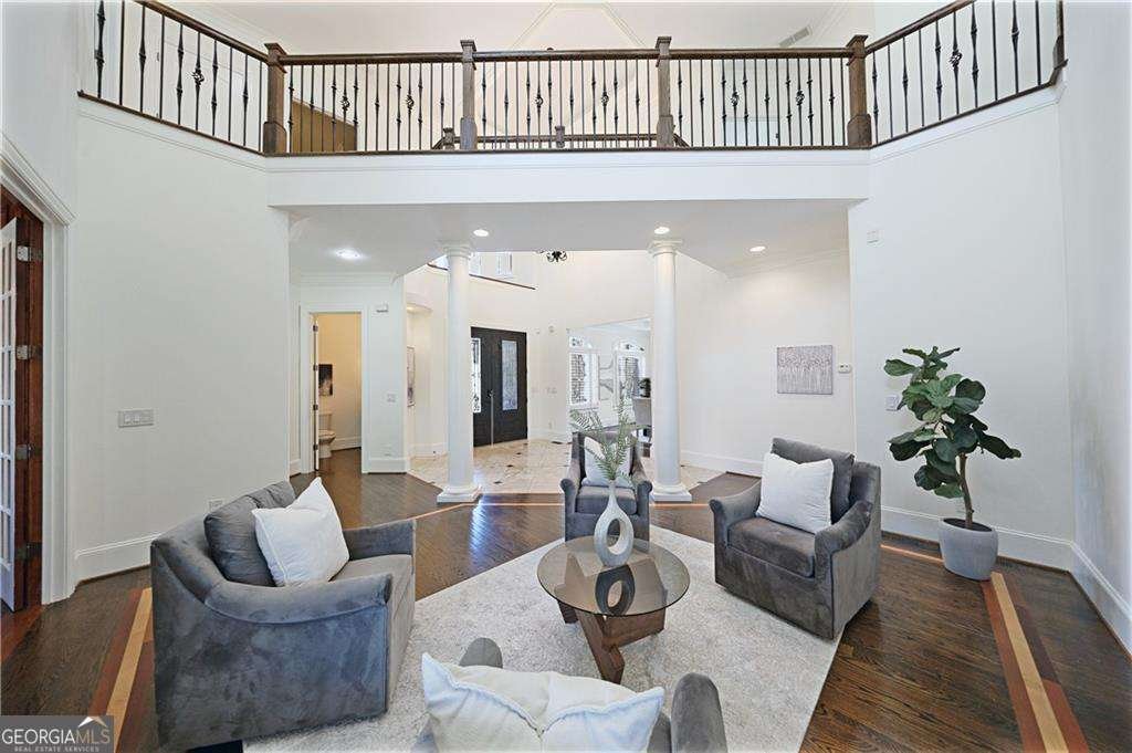 7611 Regency Circle Atlanta - Photo 11