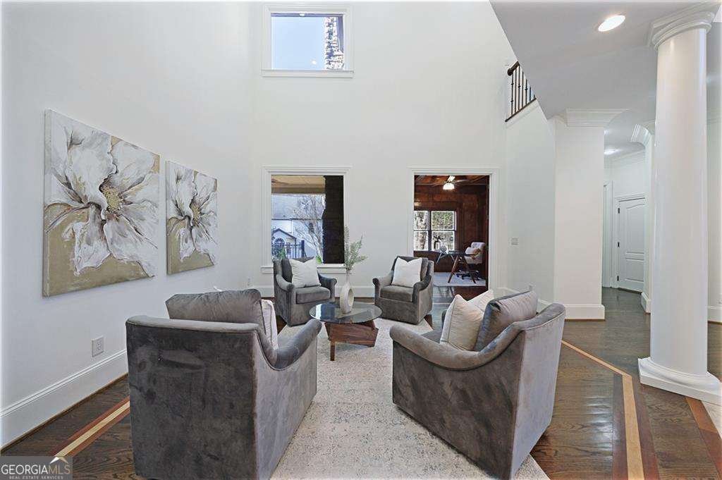 7611 Regency Circle Atlanta - Photo 12