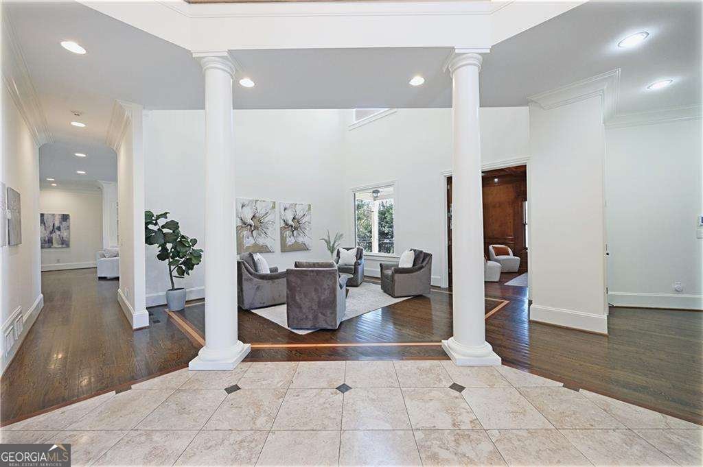 7611 Regency Circle Atlanta - Photo 6