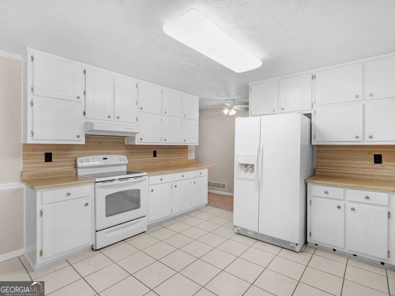 6683 Homestead Road Rex - Photo 10