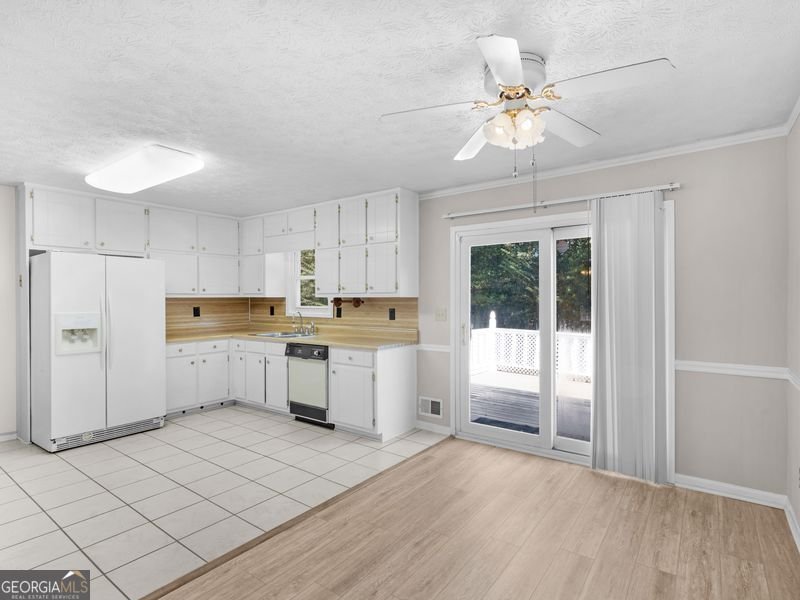 6683 Homestead Road Rex - Photo 8