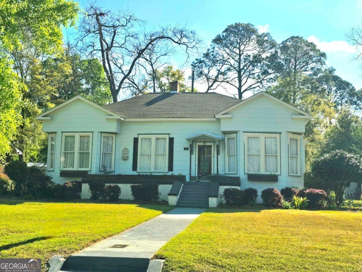 810 Lee Street Fitzgerald - Photo 1