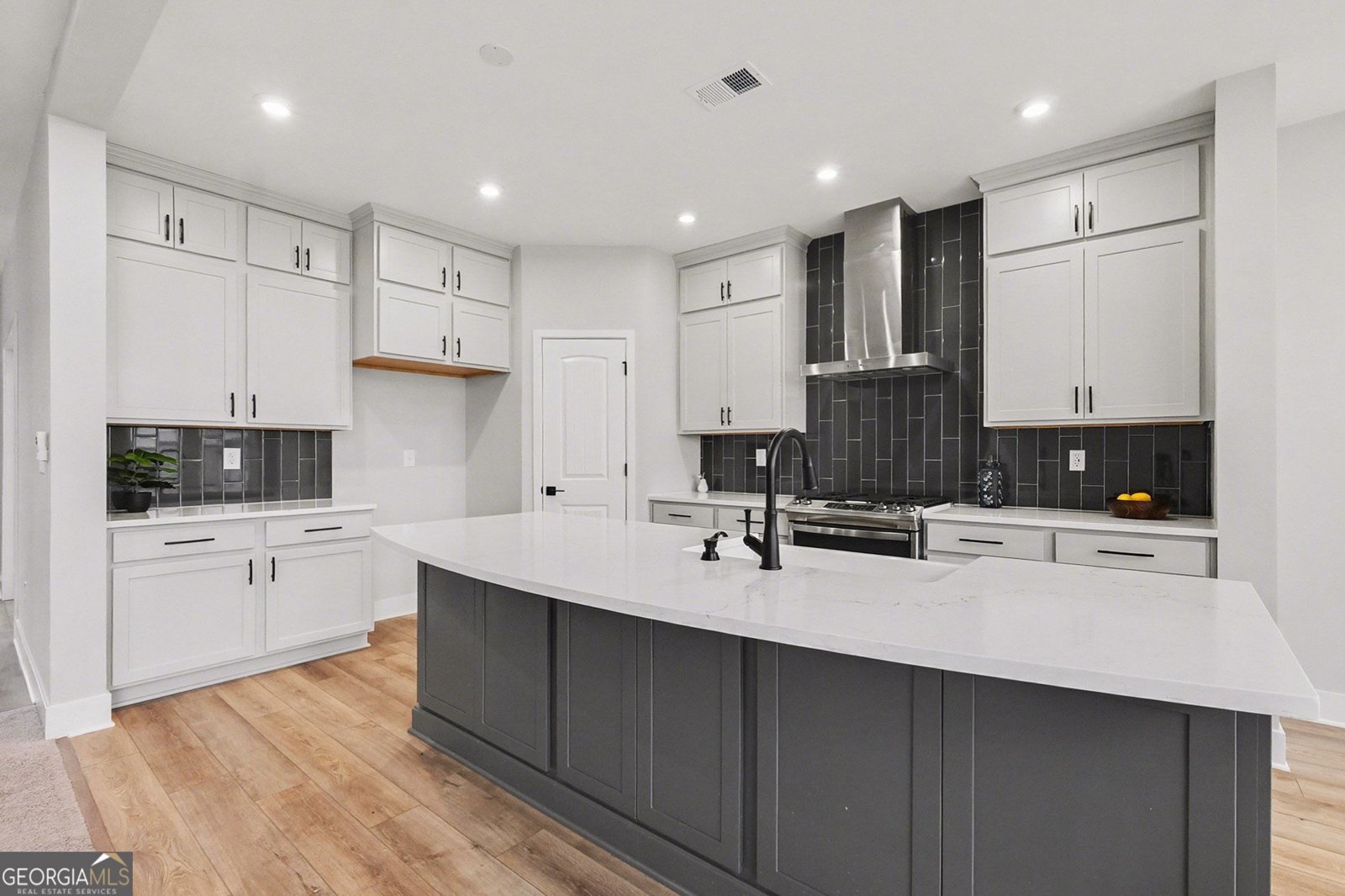 72 Clear Lake Parkway Hoschton - Photo 12