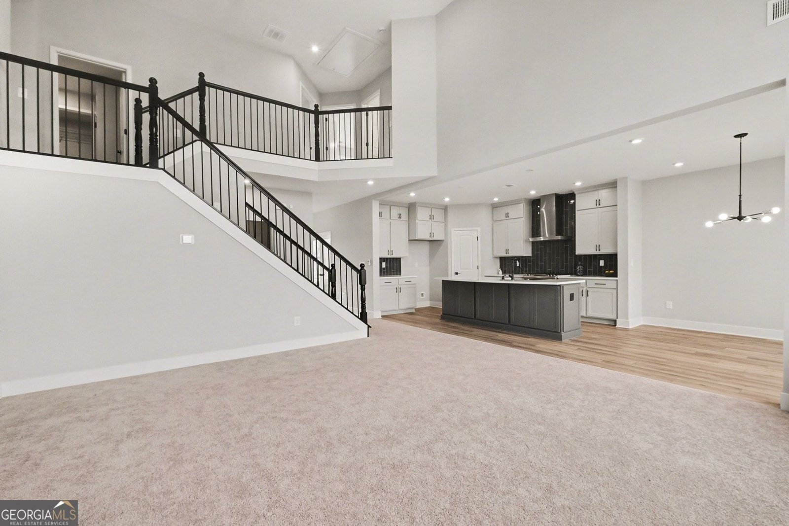 72 Clear Lake Parkway Hoschton - Photo 7