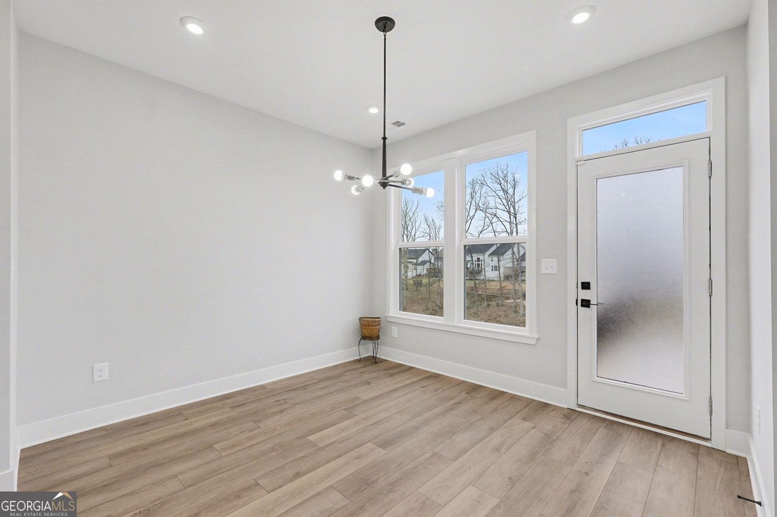 72 Clear Lake Parkway Hoschton - Photo 8