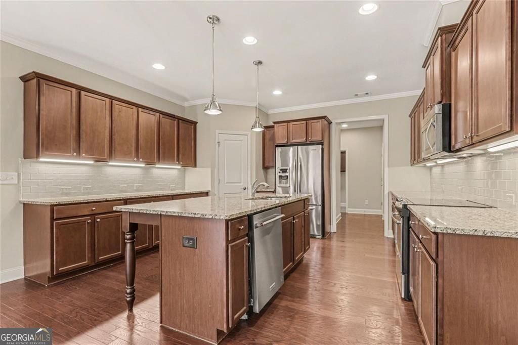 2730 Middlecreek Way Cumming - Photo 11