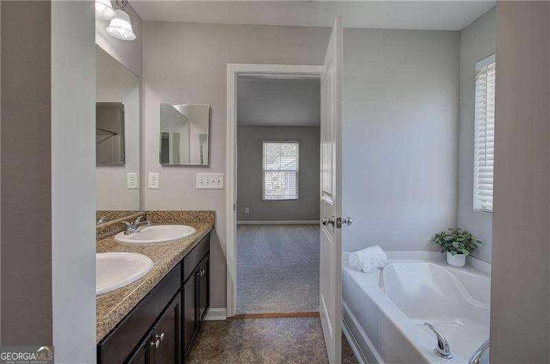 4 Timberland Trace Court Dallas - Photo 31