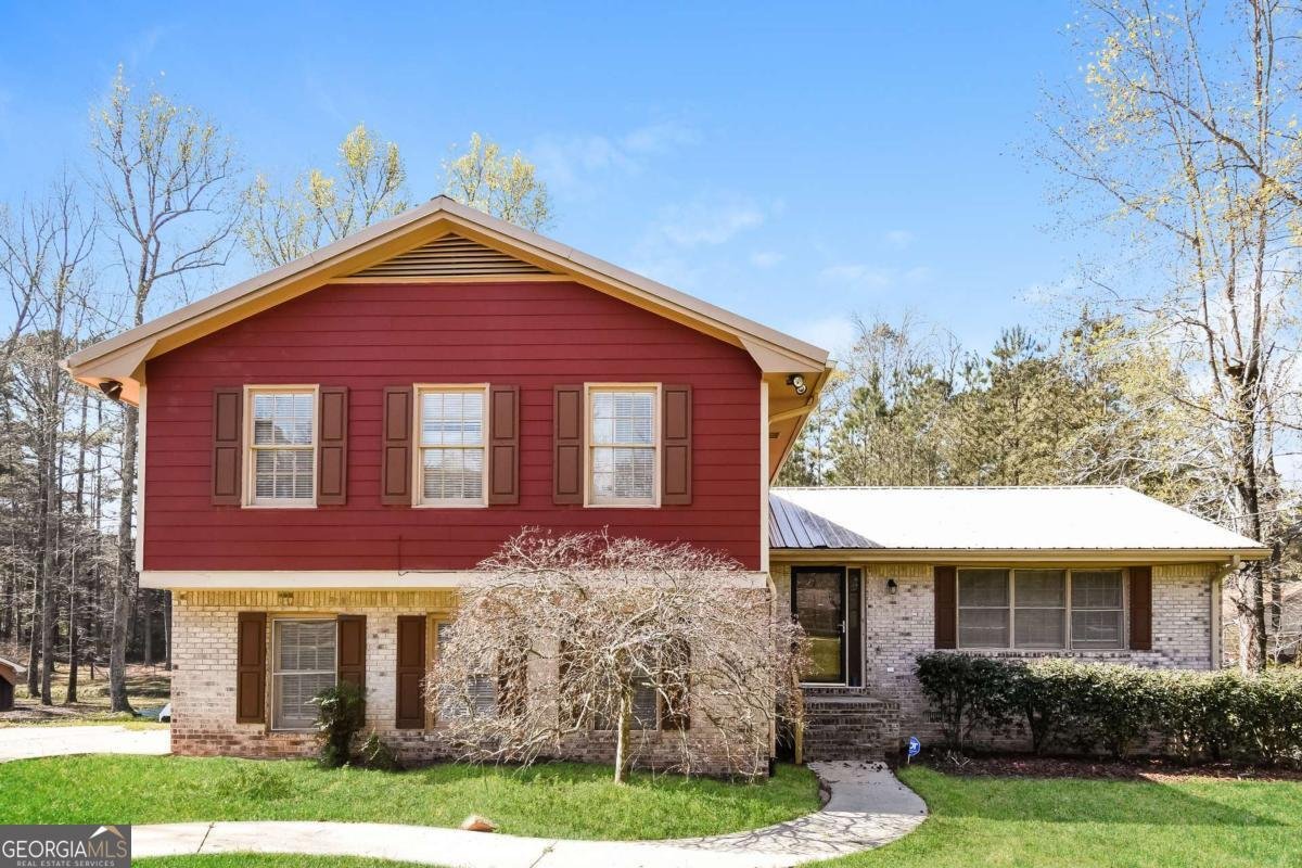 2069 Christian Circle Conyers - Photo 1