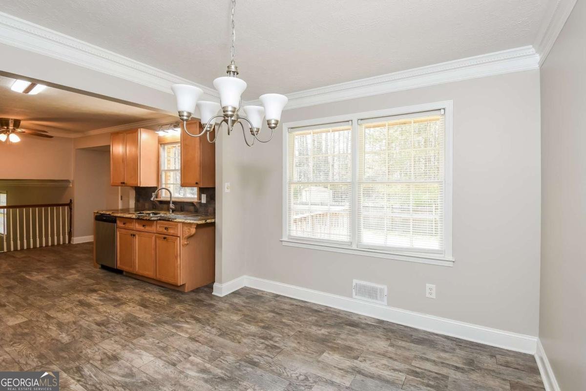 2069 Christian Circle Conyers - Photo 9