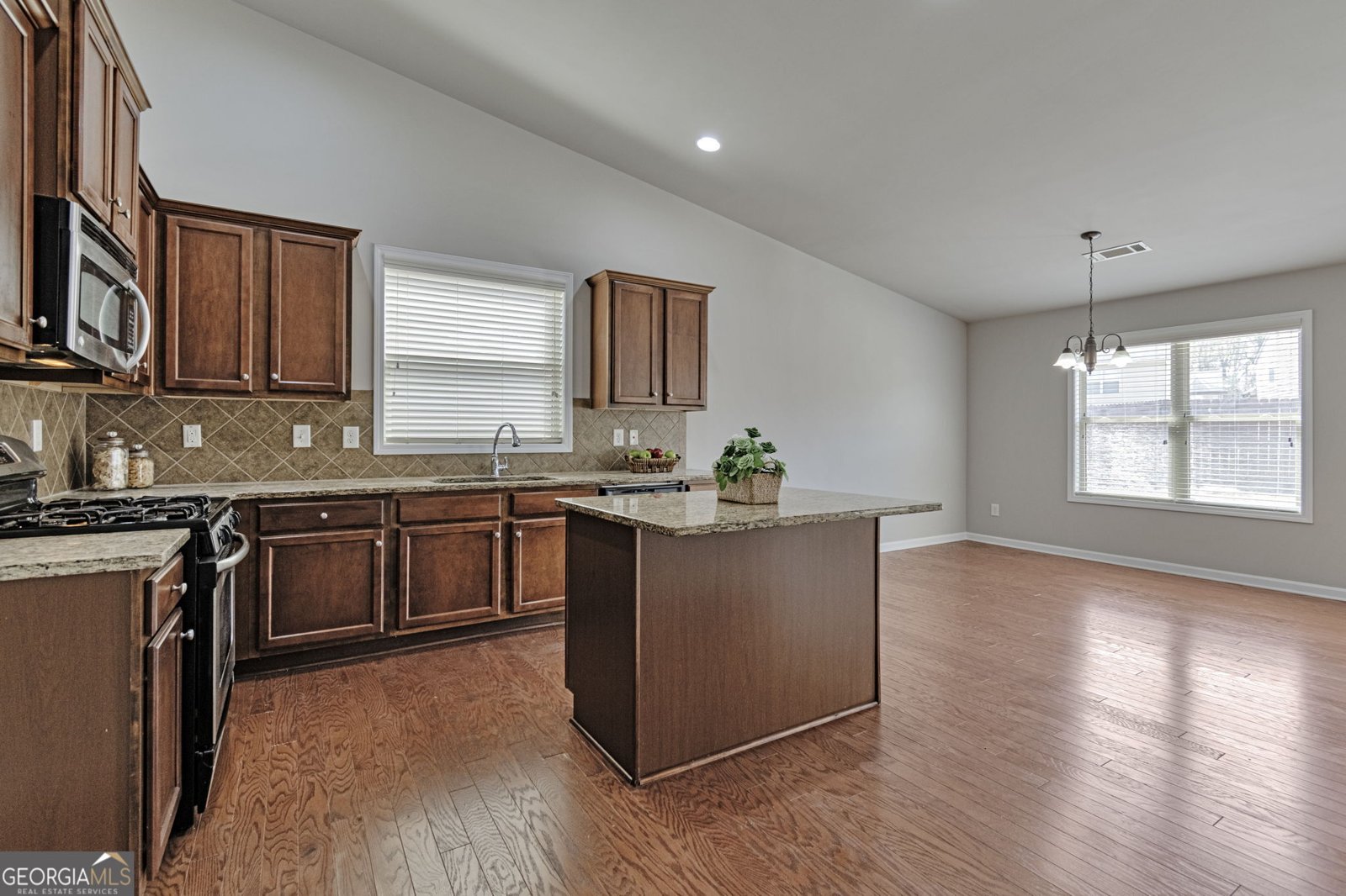 3203 Sag Harbor Court Buford - Photo 17