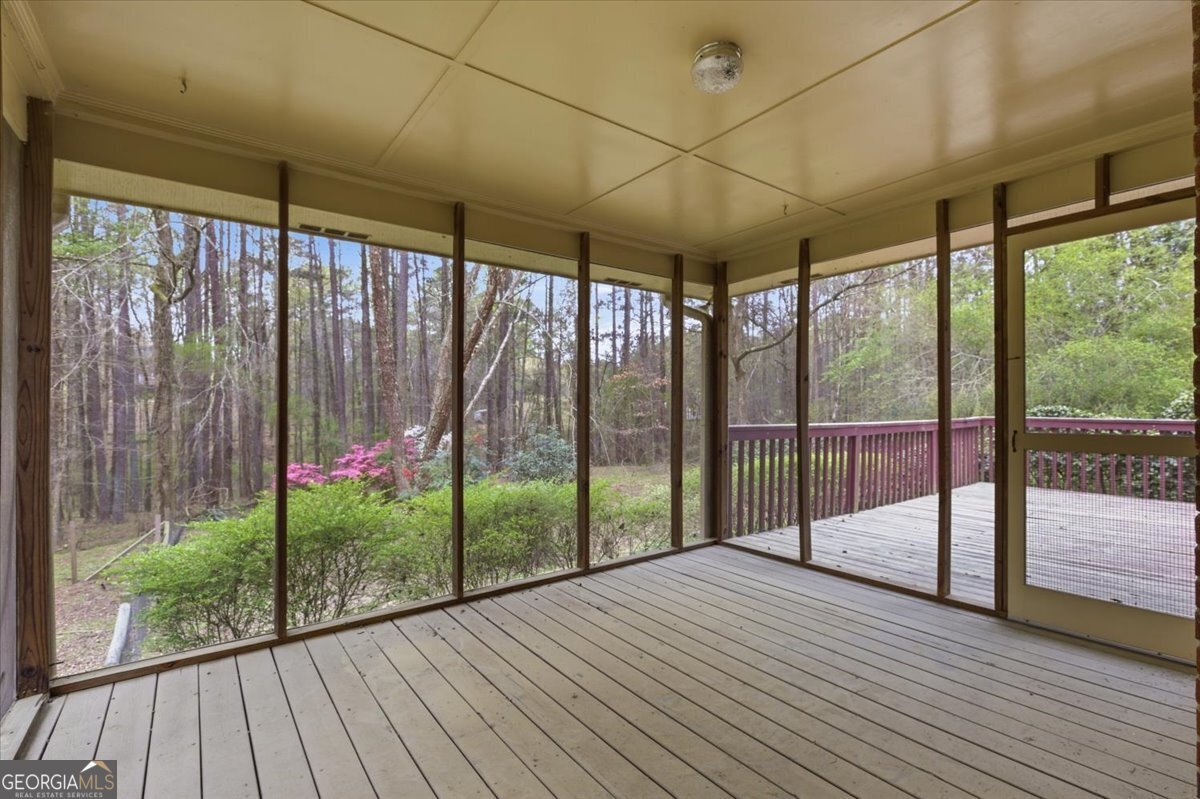 3197 Spring Lake Drive Conyers - Photo 11