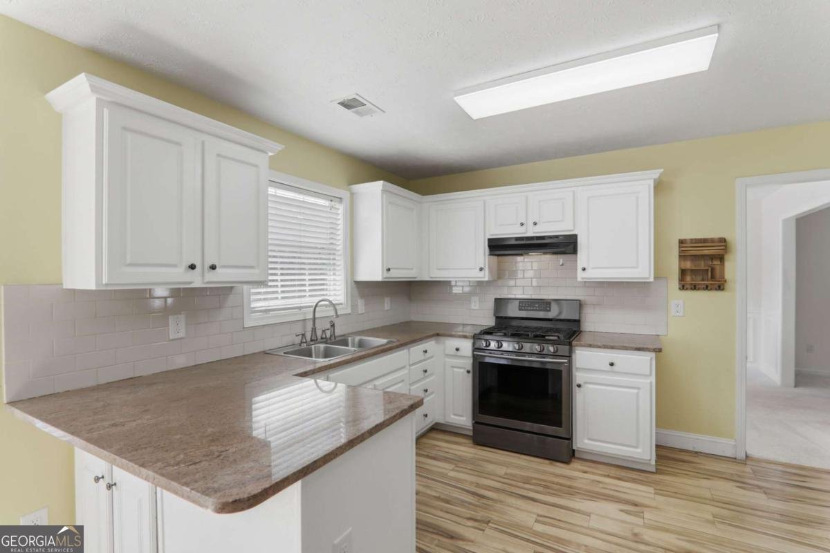 5686 Grindstone Drive Buford - Photo 6