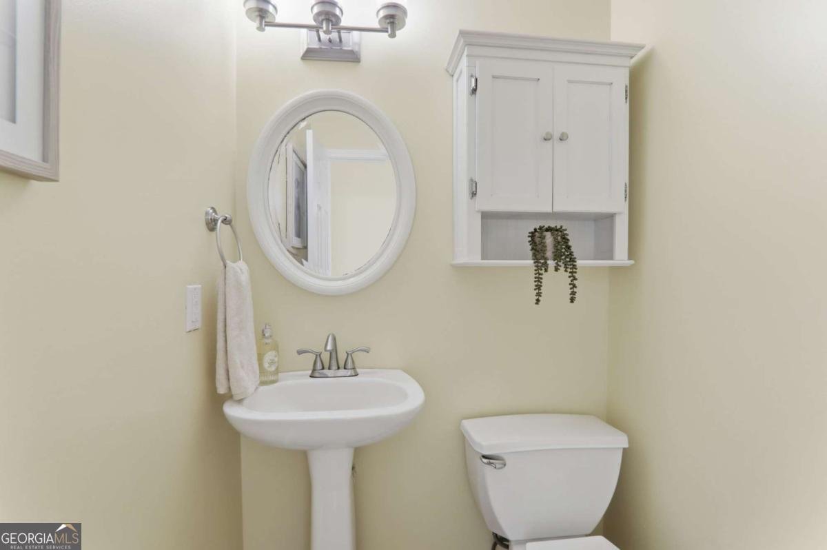 5686 Grindstone Drive Buford - Photo 9