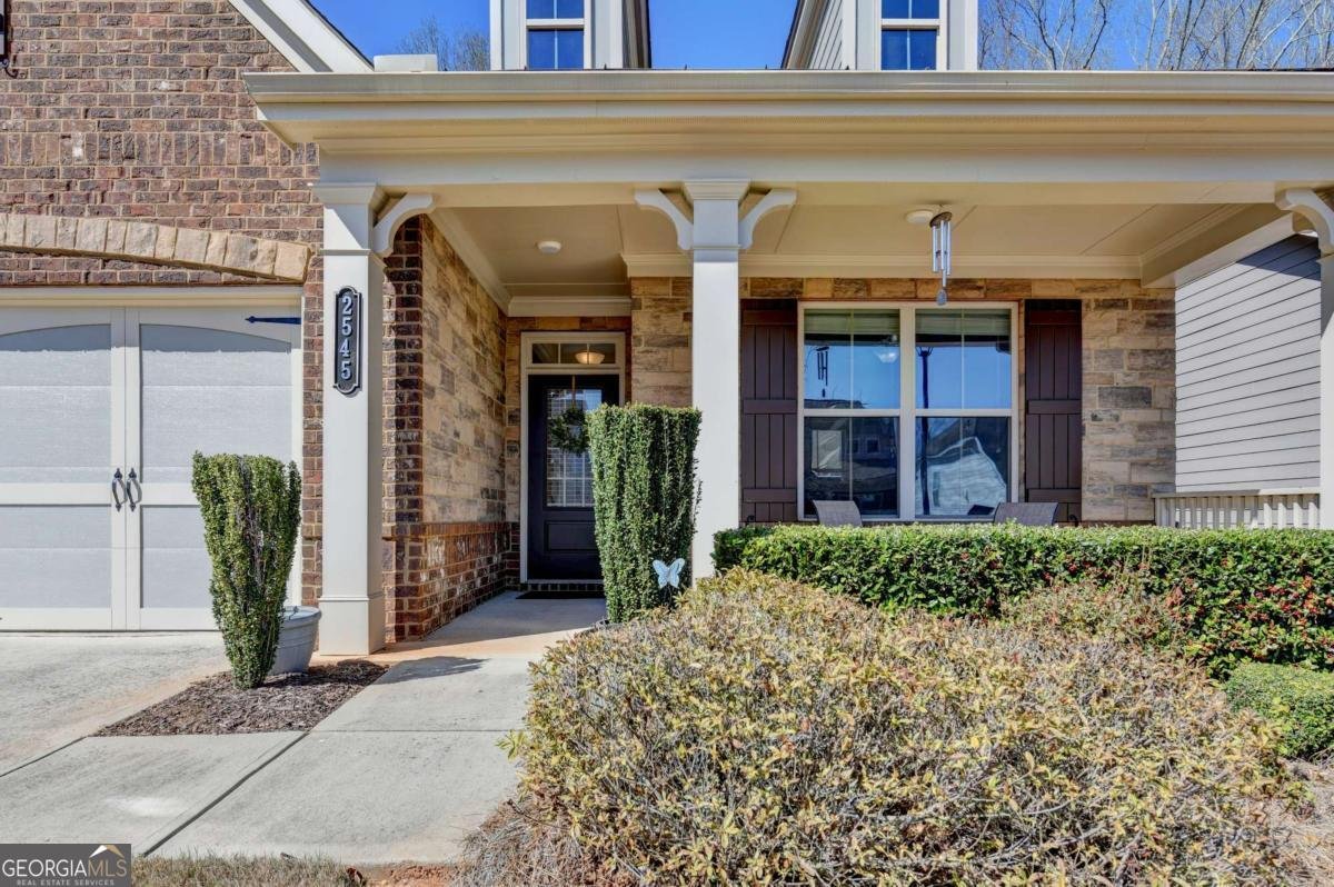 2545 Westlington Circle Cumming - Photo 1