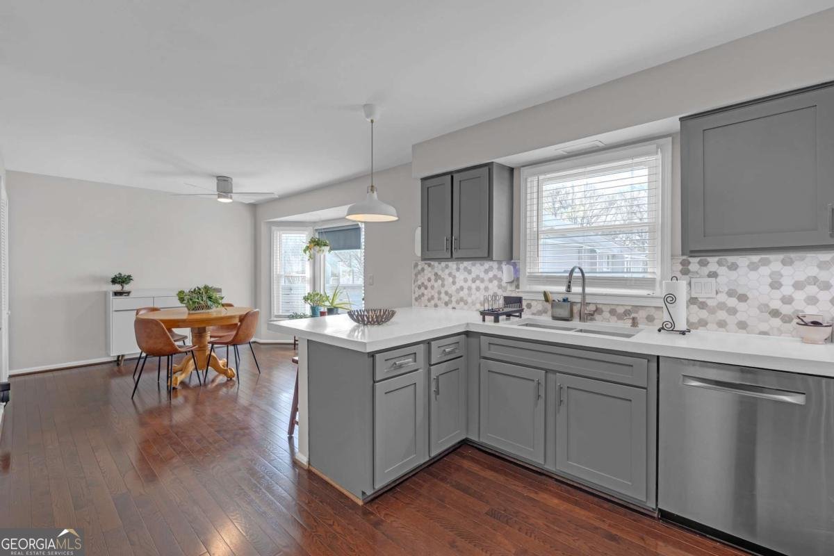 1206 Defoor Court Atlanta - Photo 9