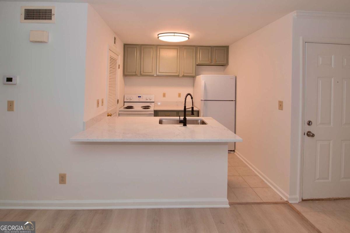 125 Granville Court Atlanta - Photo 14