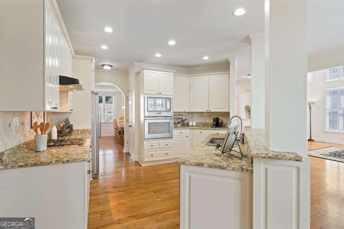 113 Highgrove Drive Suwanee - Photo 18