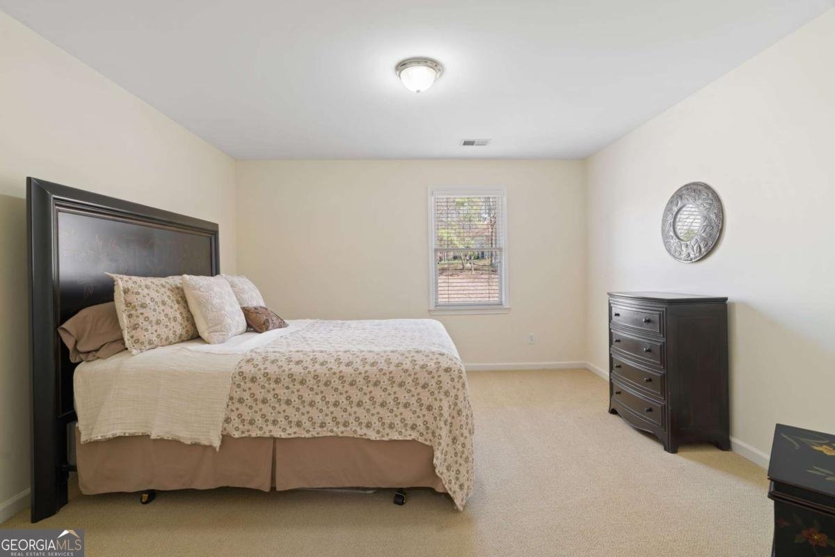 113 Highgrove Drive Suwanee - Photo 32