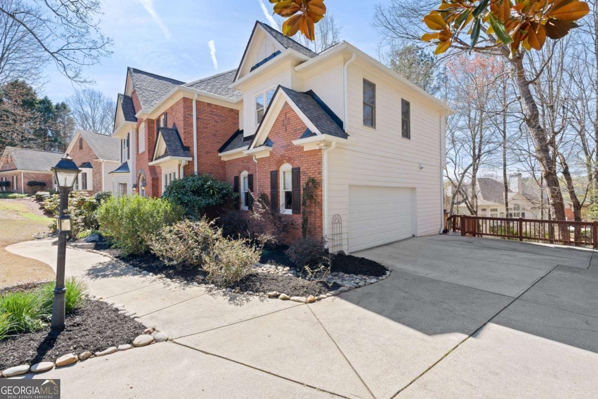 113 Highgrove Drive Suwanee - Photo 54