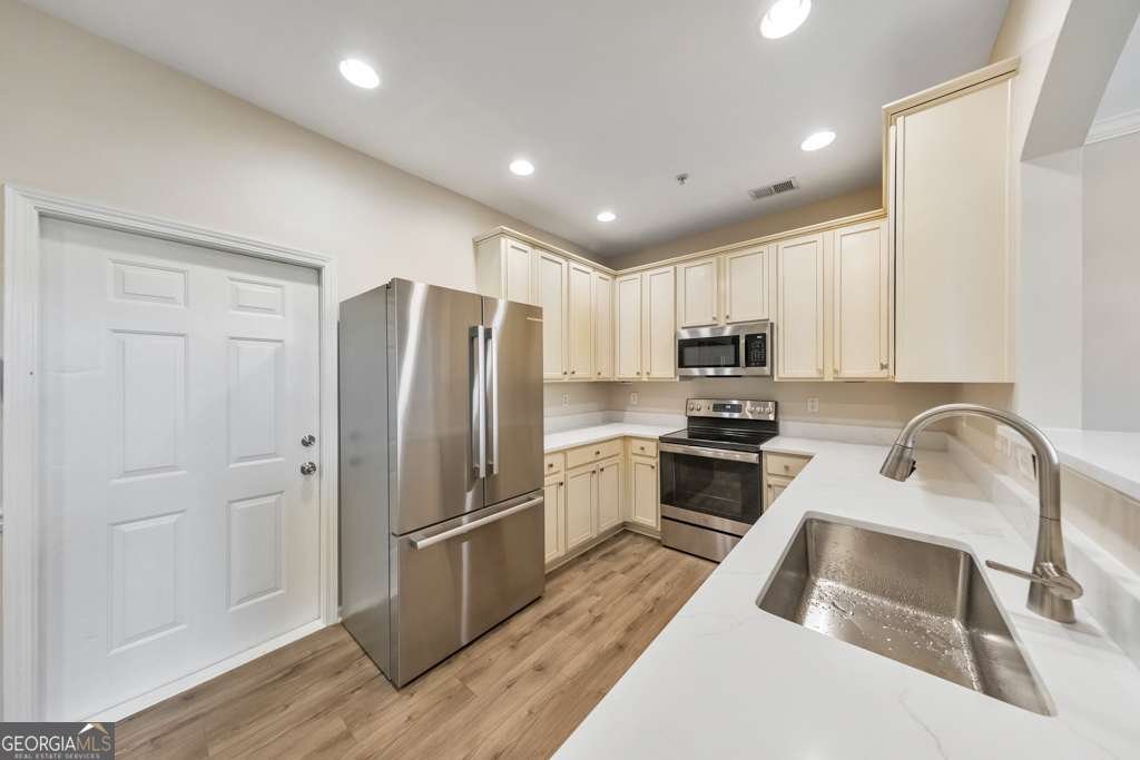 530 Georgia Way Woodstock - Photo 11