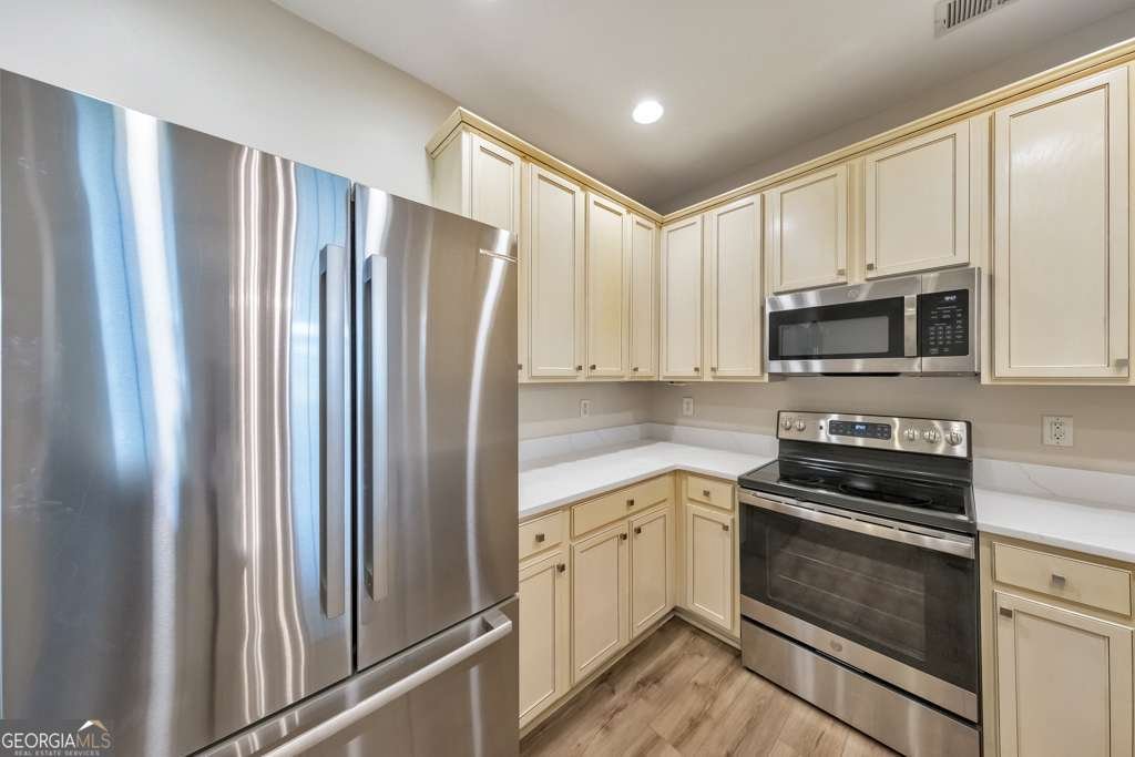 530 Georgia Way Woodstock - Photo 13