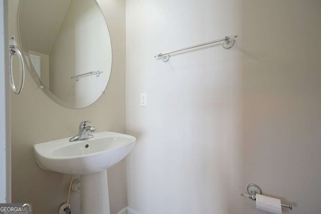 297 Hiawassee Drive Woodstock - Photo 18