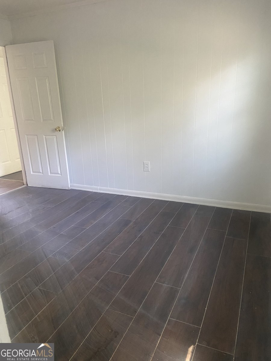 2830 Village Green Drive Macon - Photo 7