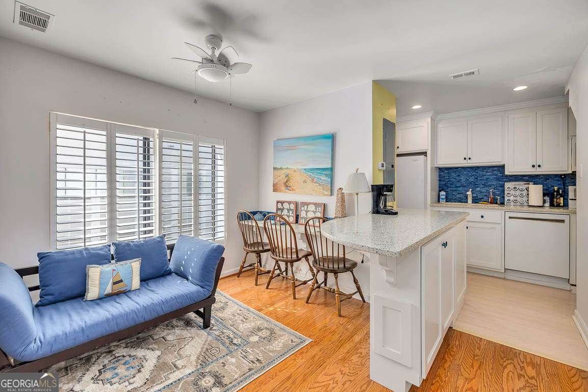 548 Oglethorpe Avenue St. Simons - Photo 8