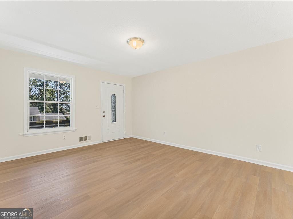 6371 Westbury Road Riverdale - Photo 10