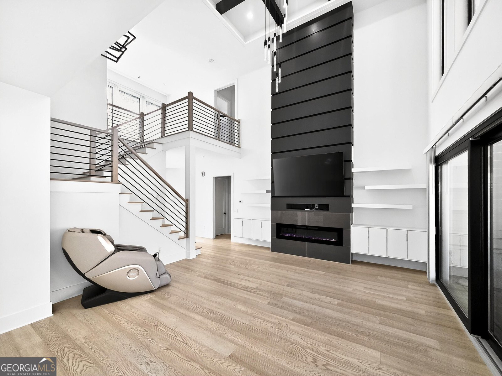 764 Riverside Road Sugar Hill - Photo 6