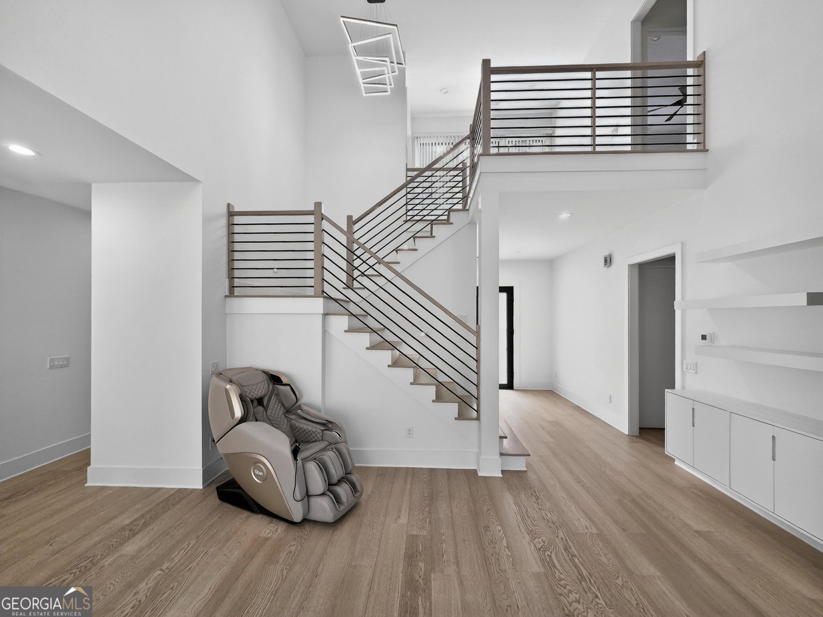 764 Riverside Road Sugar Hill - Photo 7