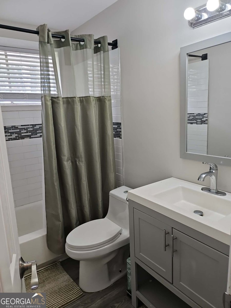 2362 Holly Hill Court Marietta - Photo 16