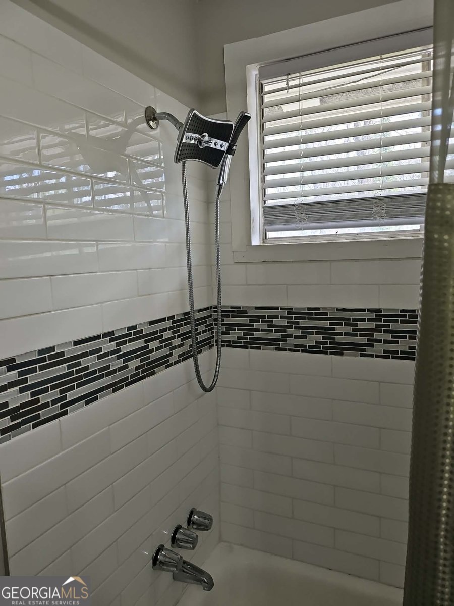 2362 Holly Hill Court Marietta - Photo 17