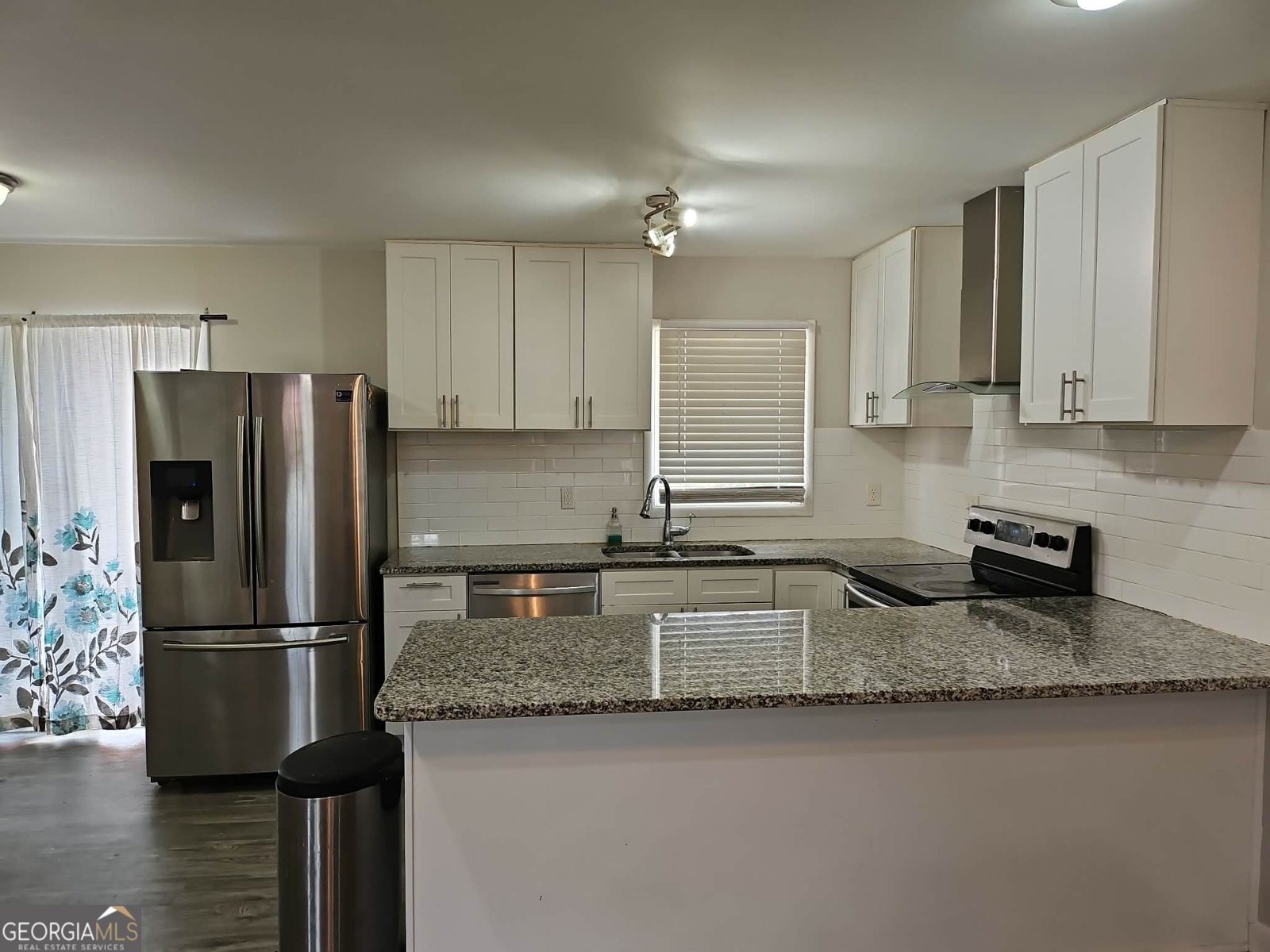 2362 Holly Hill Court Marietta - Photo 7