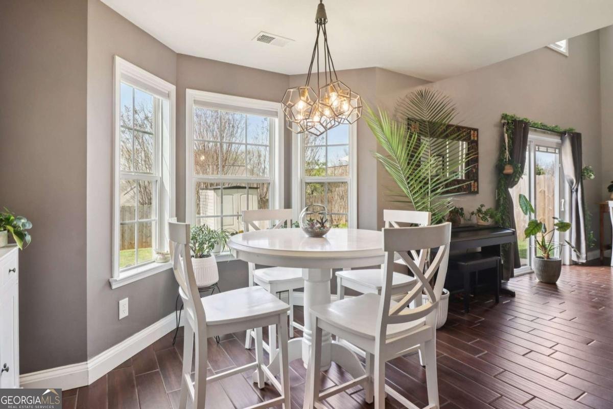 2405 Gatewater Court Cumming - Photo 8