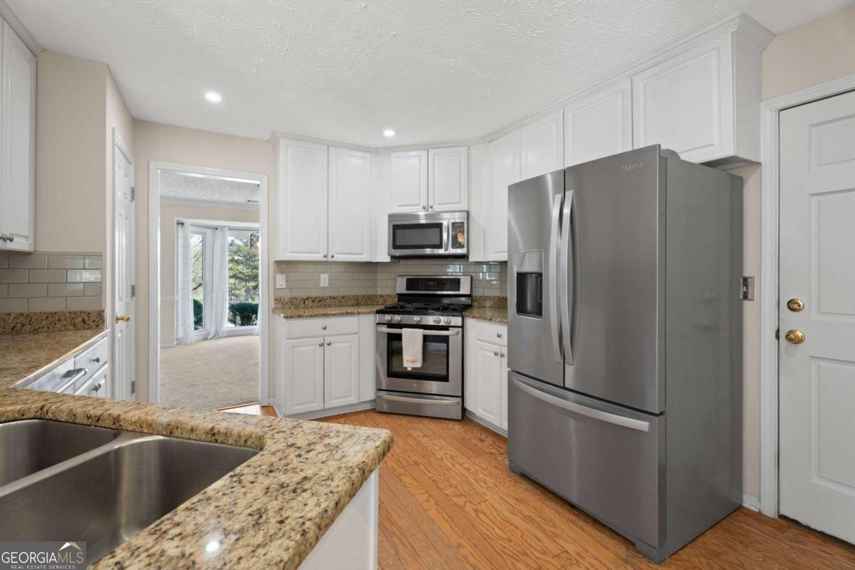 1381 Gateswalk Path Lawrenceville - Photo 12