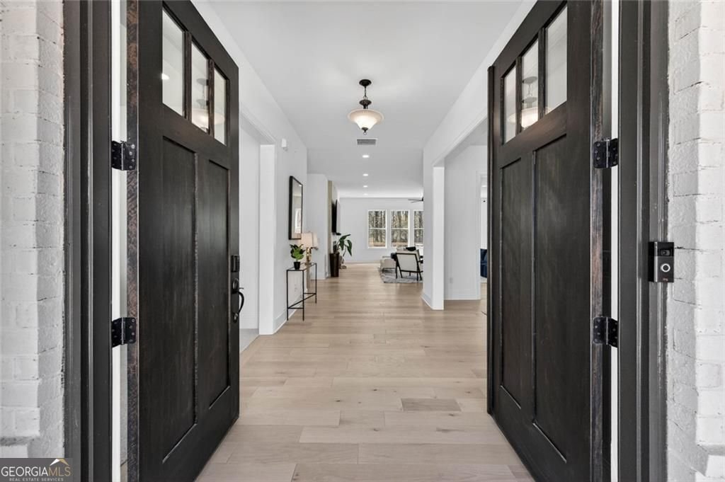 512 Cedar Crest Circle Woodstock - Photo 12