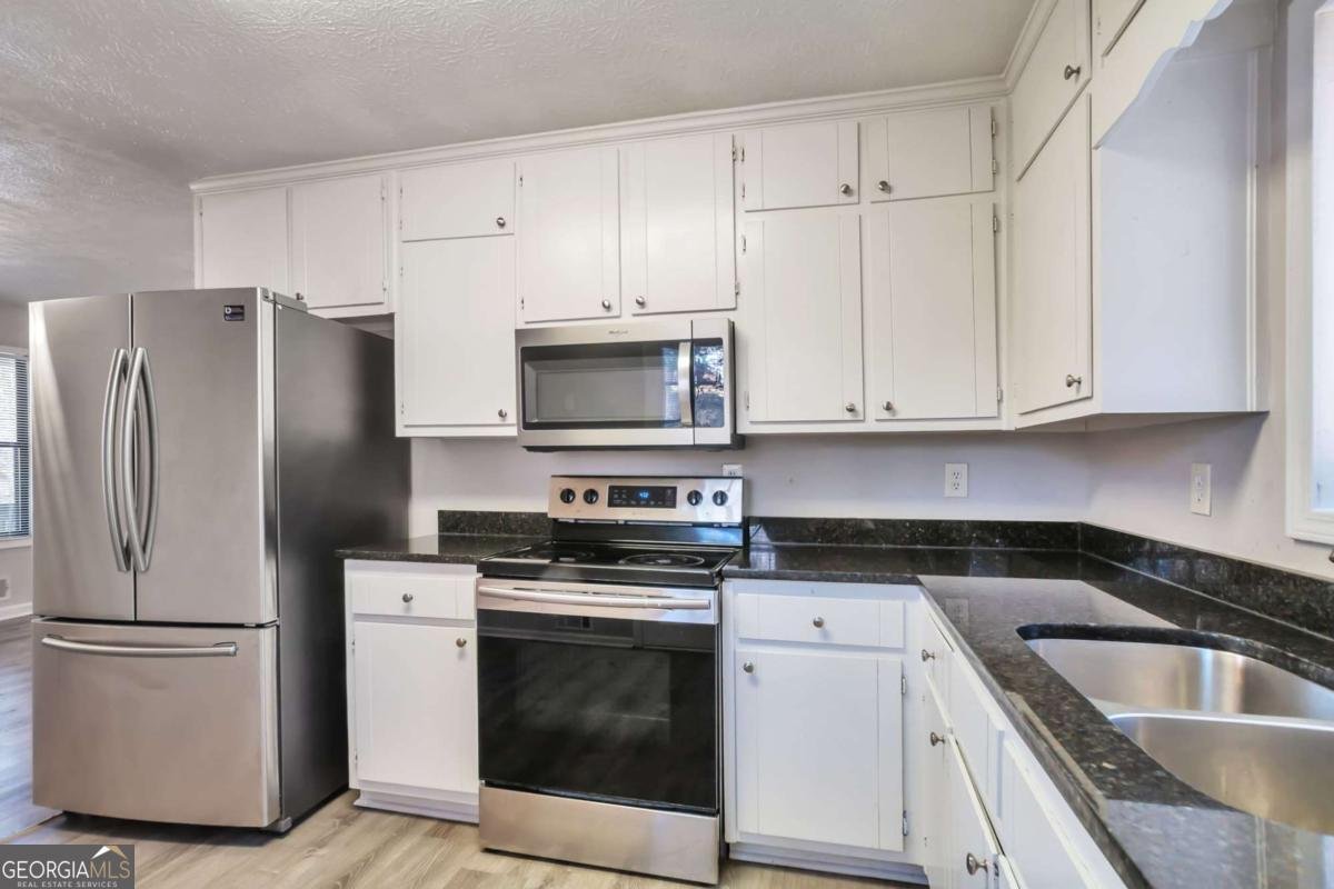 1221 Summit Links Court Snellville - Photo 11