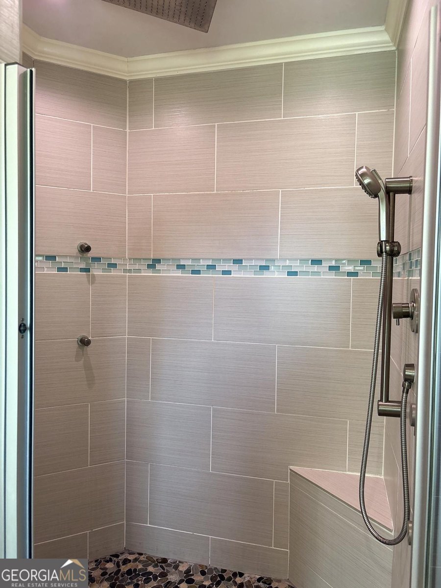 643 Rebecca Stree Lilburn - Photo 17