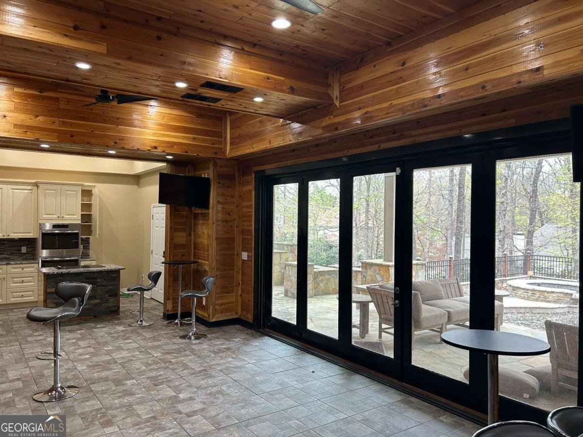 8069 Kenstone Court Atlanta - Photo 15