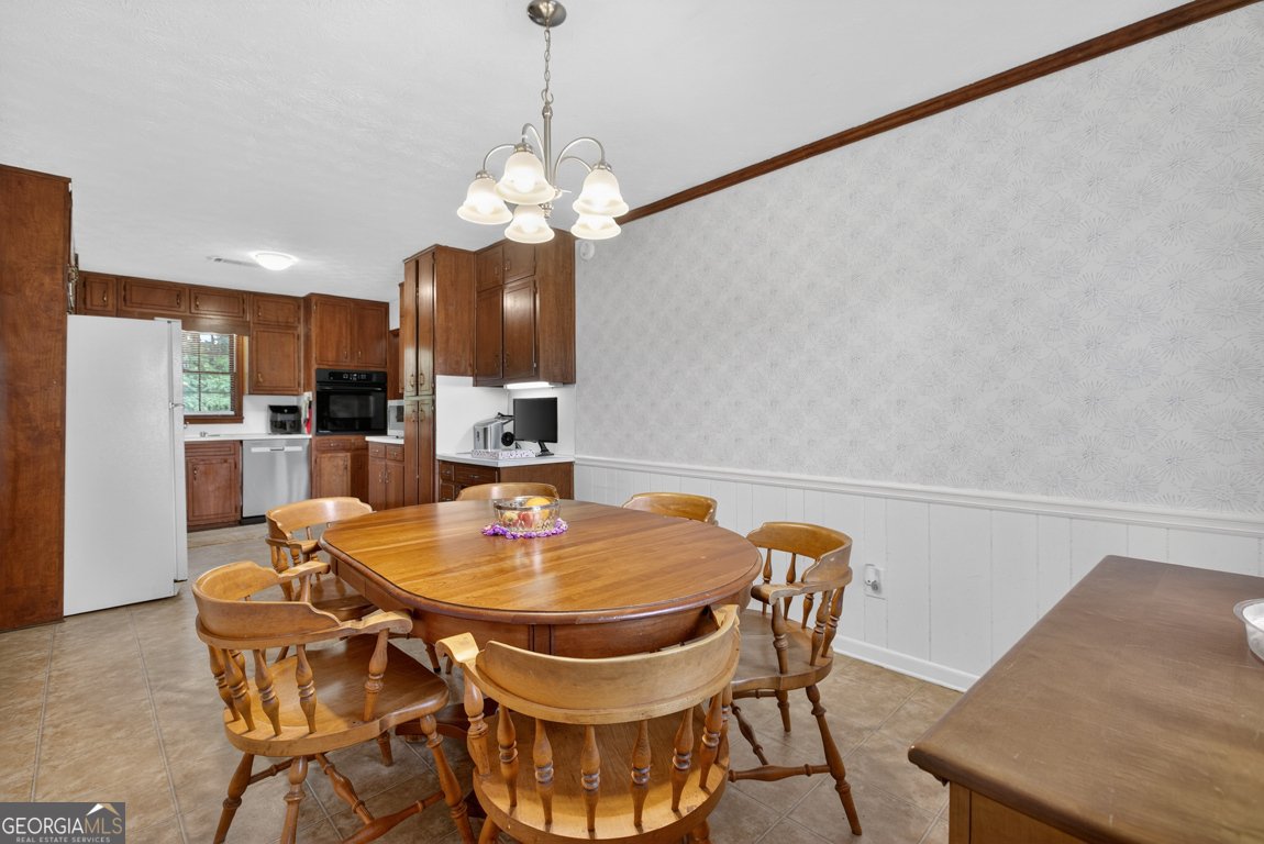 1177 Charlie Lane Lilburn - Photo 19