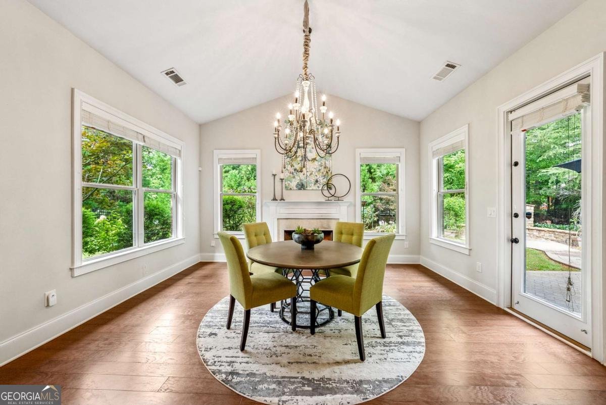 1070 Reece Road Alpharetta - Photo 19