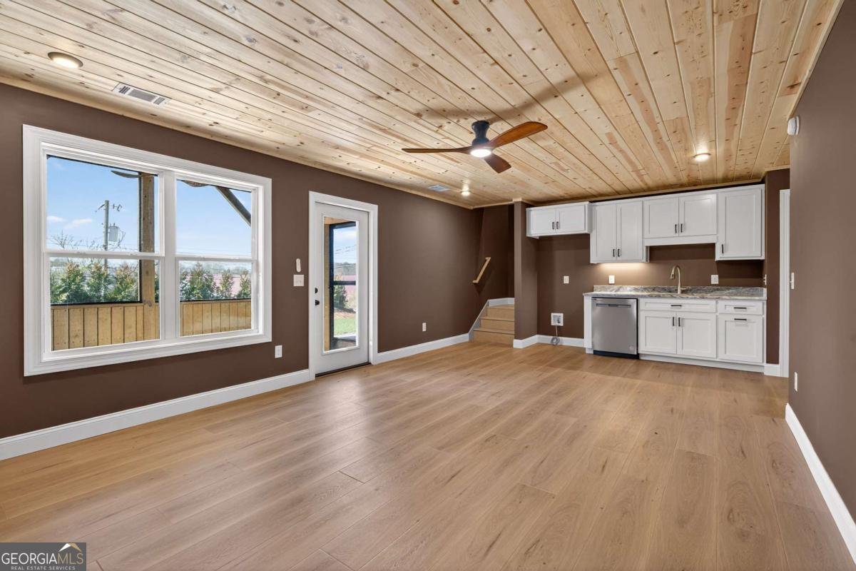 318 Second Street Blue Ridge - Photo 11