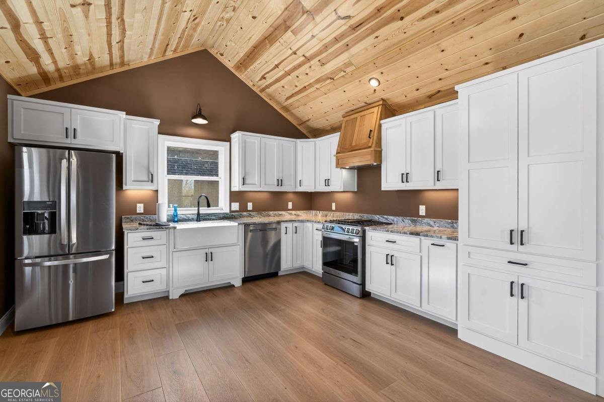 318 Second Street Blue Ridge - Photo 16