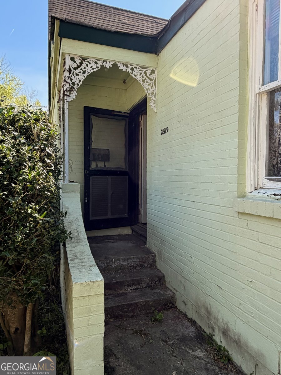 2519 Sylvan Road East Point - Photo 8