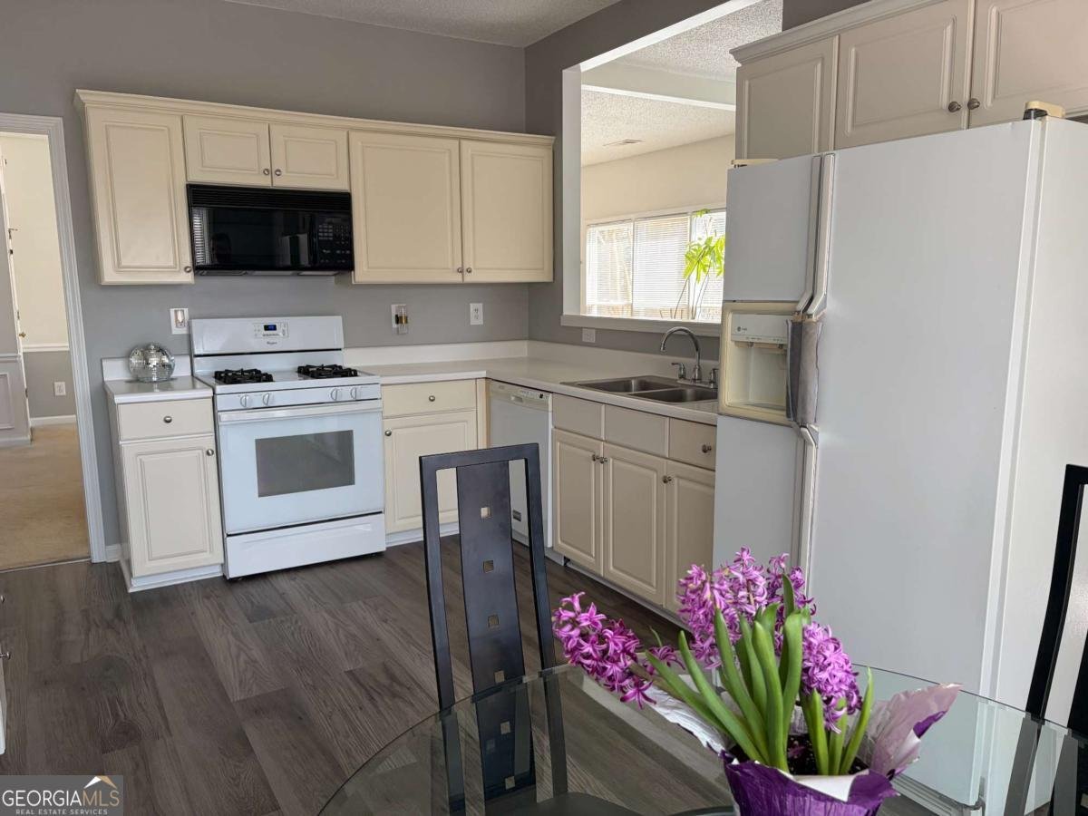 2572 Pembrooke Way Lawrenceville - Photo 9