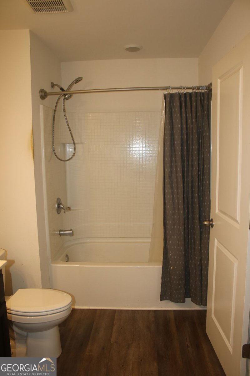 1625 Honeysuckle Path Conyers - Photo 12